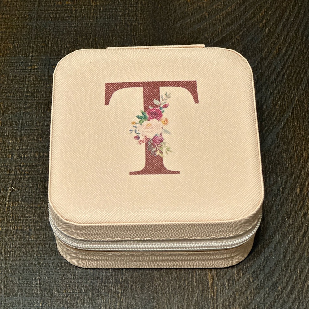 Floral Monogram “T” Jewelry Case - Beige